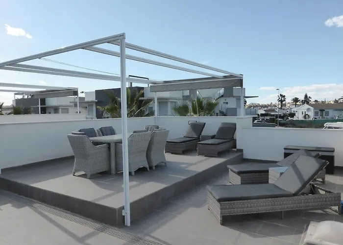 A Modern With A Large Solari Villa